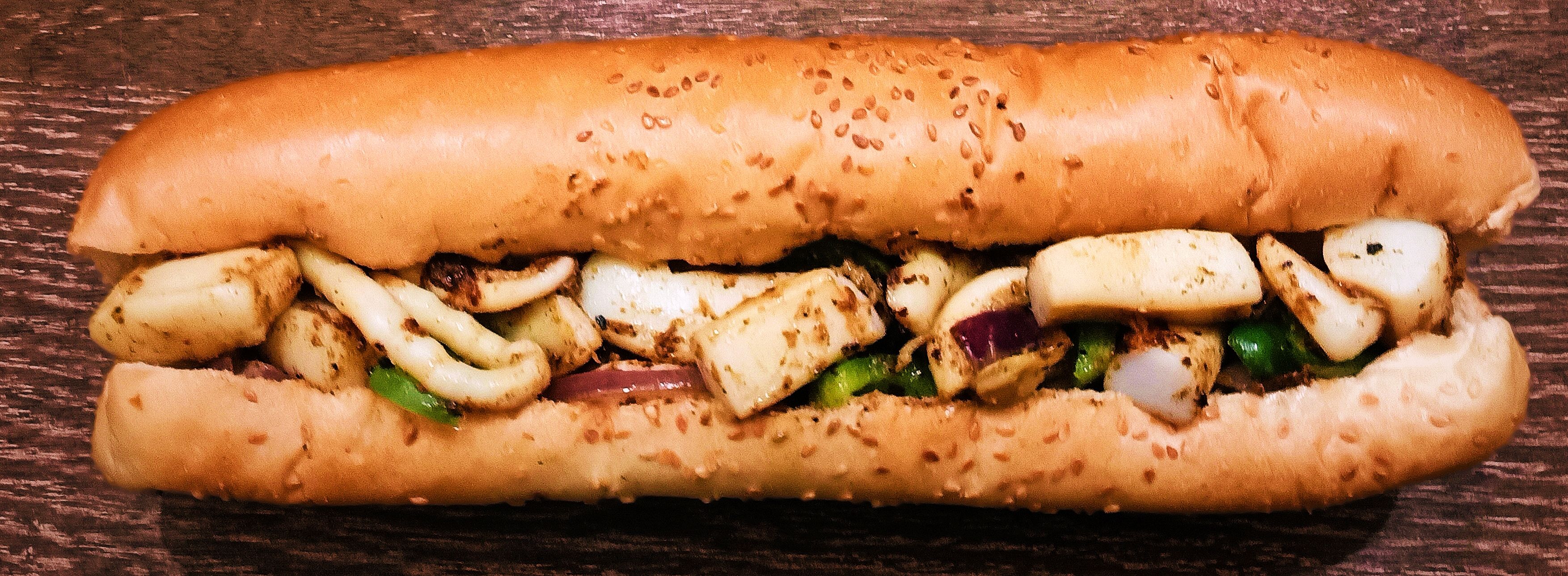 Grilled squid sandwich