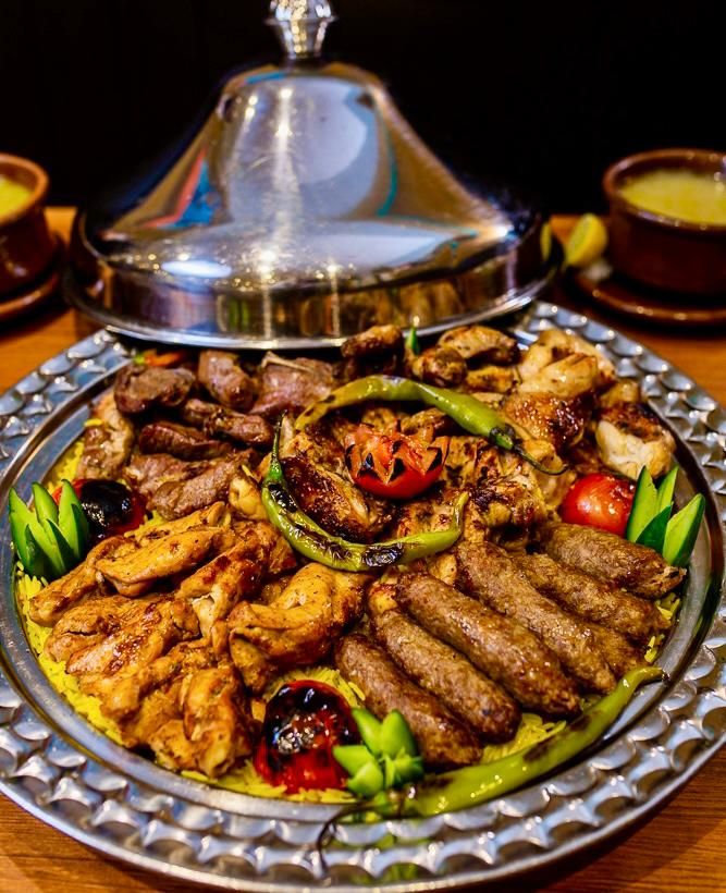 Tray Azooma