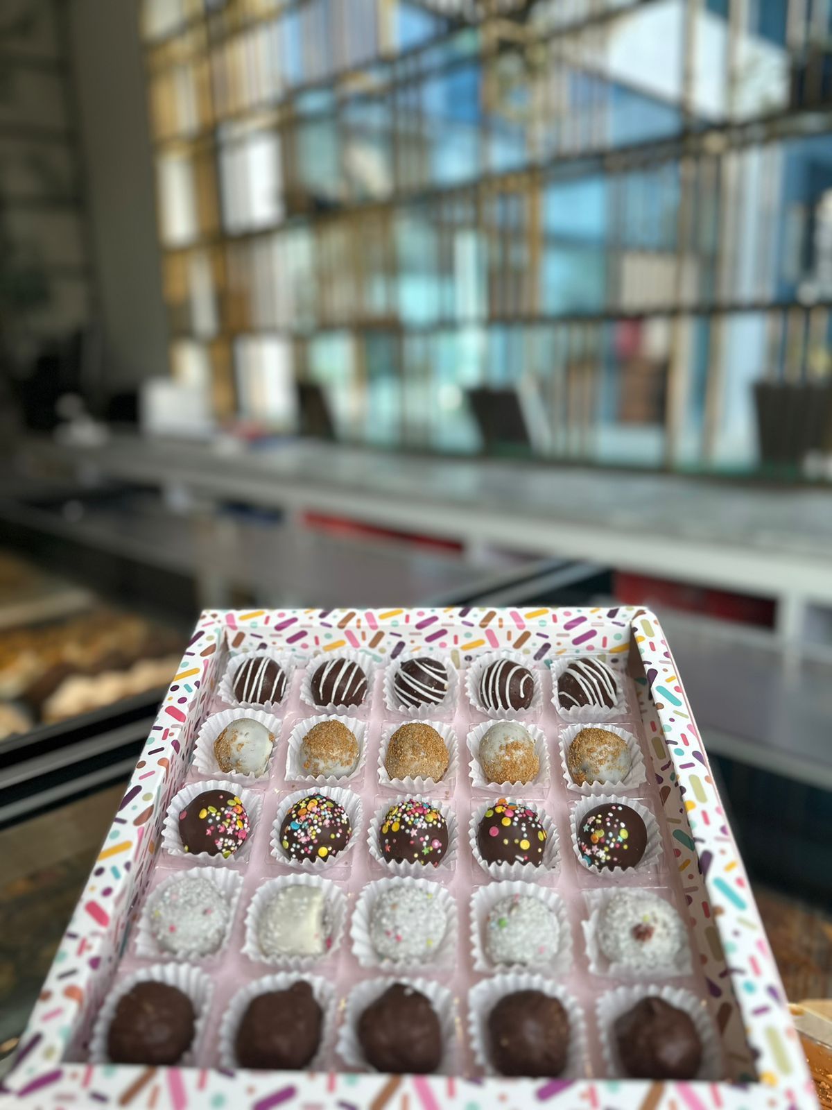 Box of 25 Cake Pops