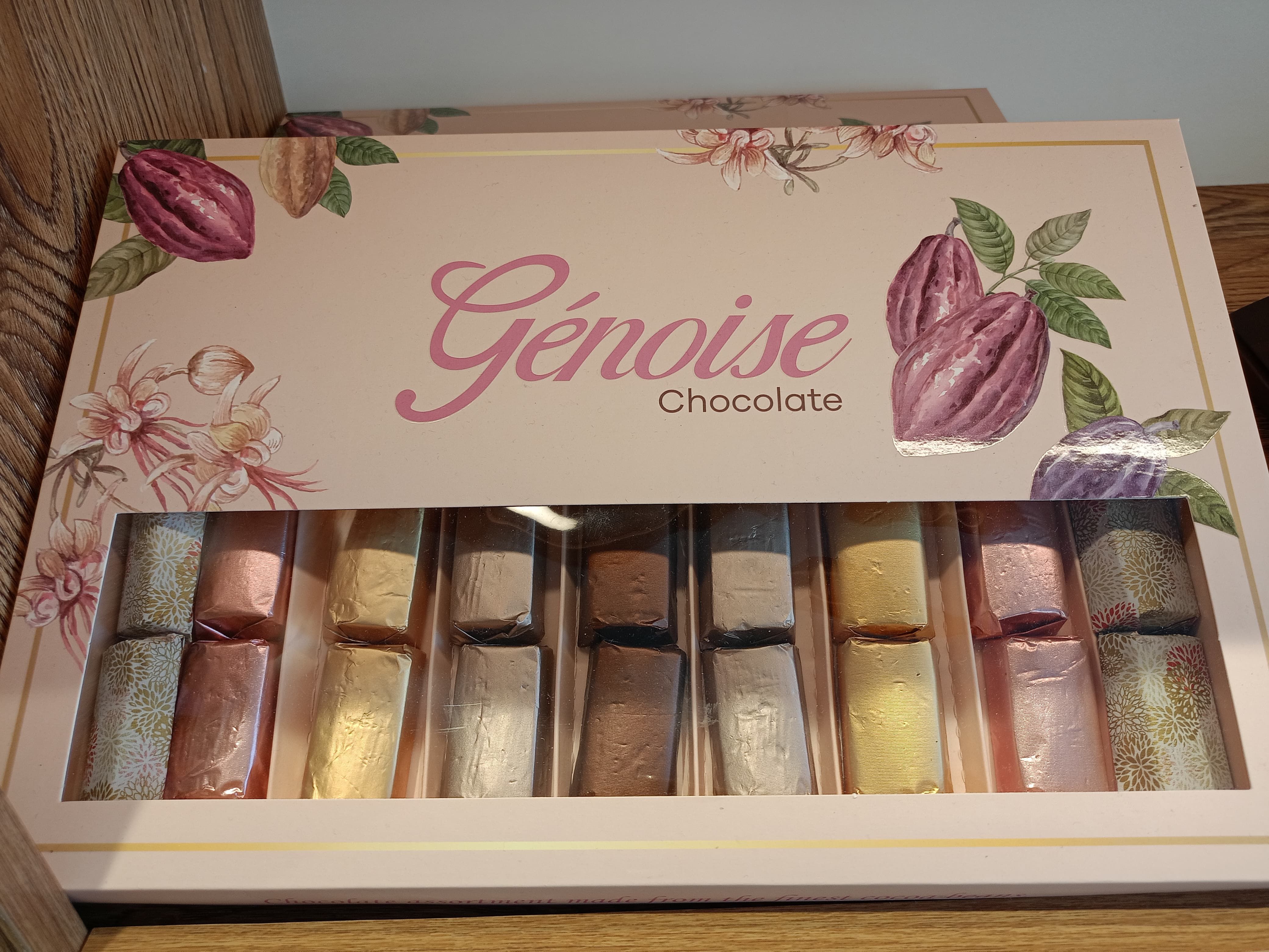 Medium Mix Chocolate Box
