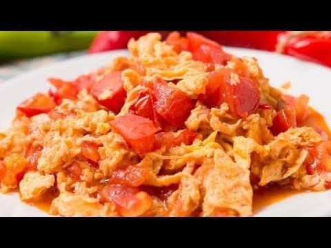 Maoon Eggs with Tomatoes