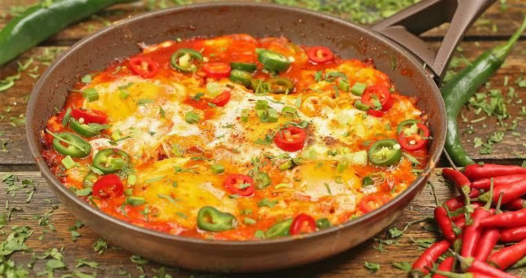 Foul Qalaba with Eggs