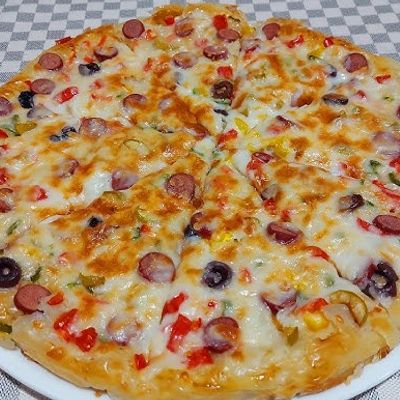 Italian Hot Dog Pizza