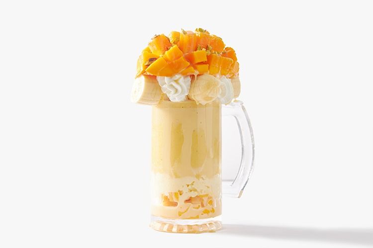 Empero Bananas With Milk And Cream.