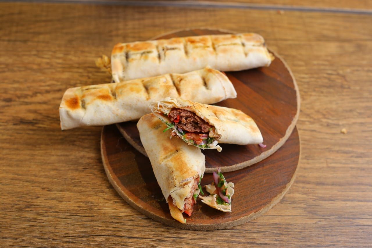 2 Syrian kofta + 1 Sandwich Free
