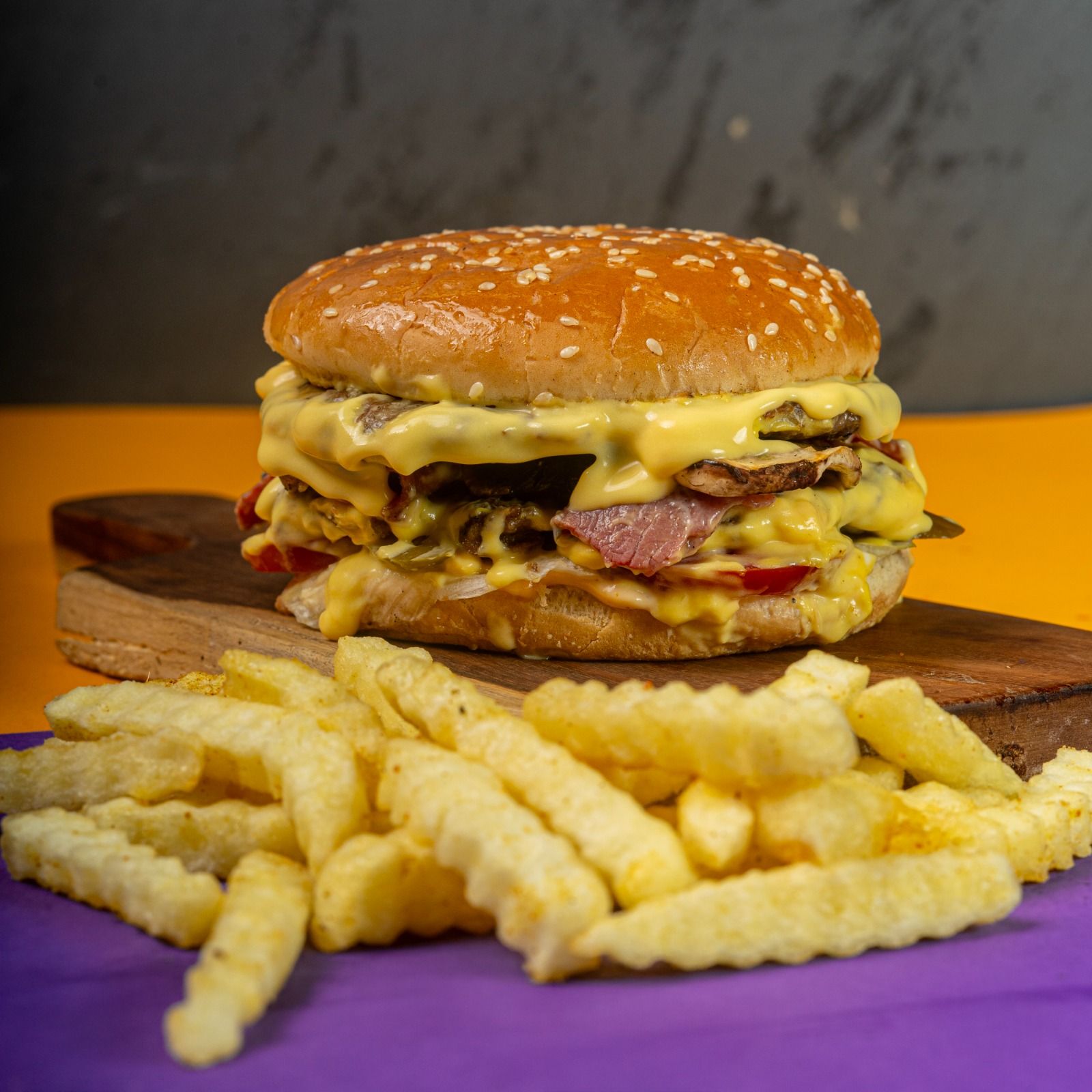Explosion mushroom Beef burger