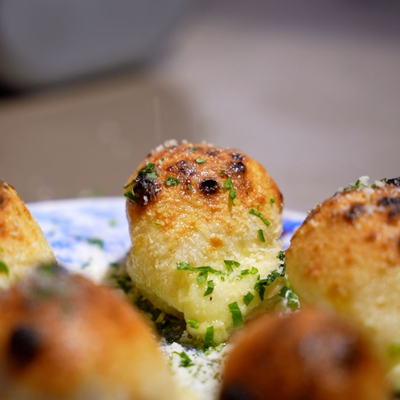 Cheese and Garlic Balls from lolla