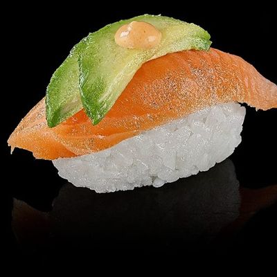 Salmon avocad