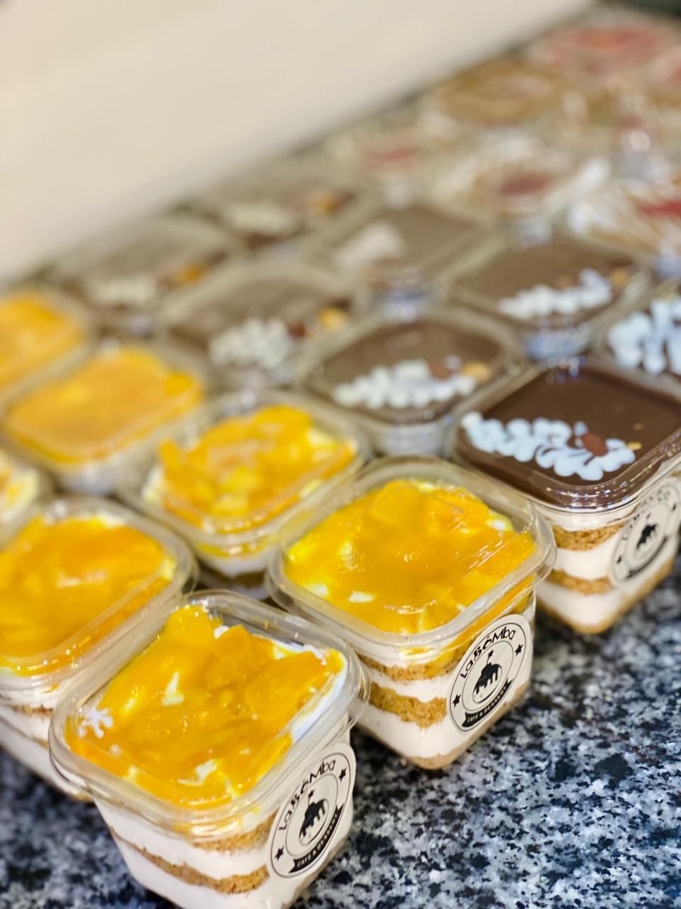 Mango kunafa jar