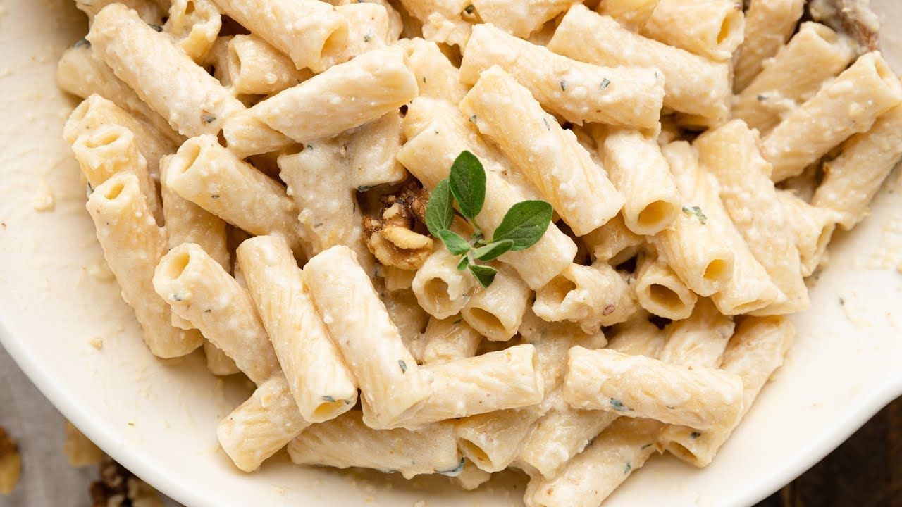White Pesto Pasta