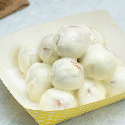 White chocolate zalabia