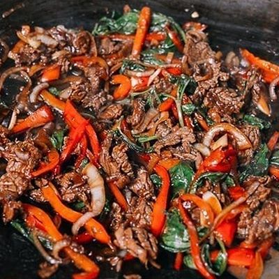 Wok Beef Fresh Basil and Hot Chili