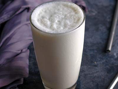 Yogurt With Vanilla Milkshake