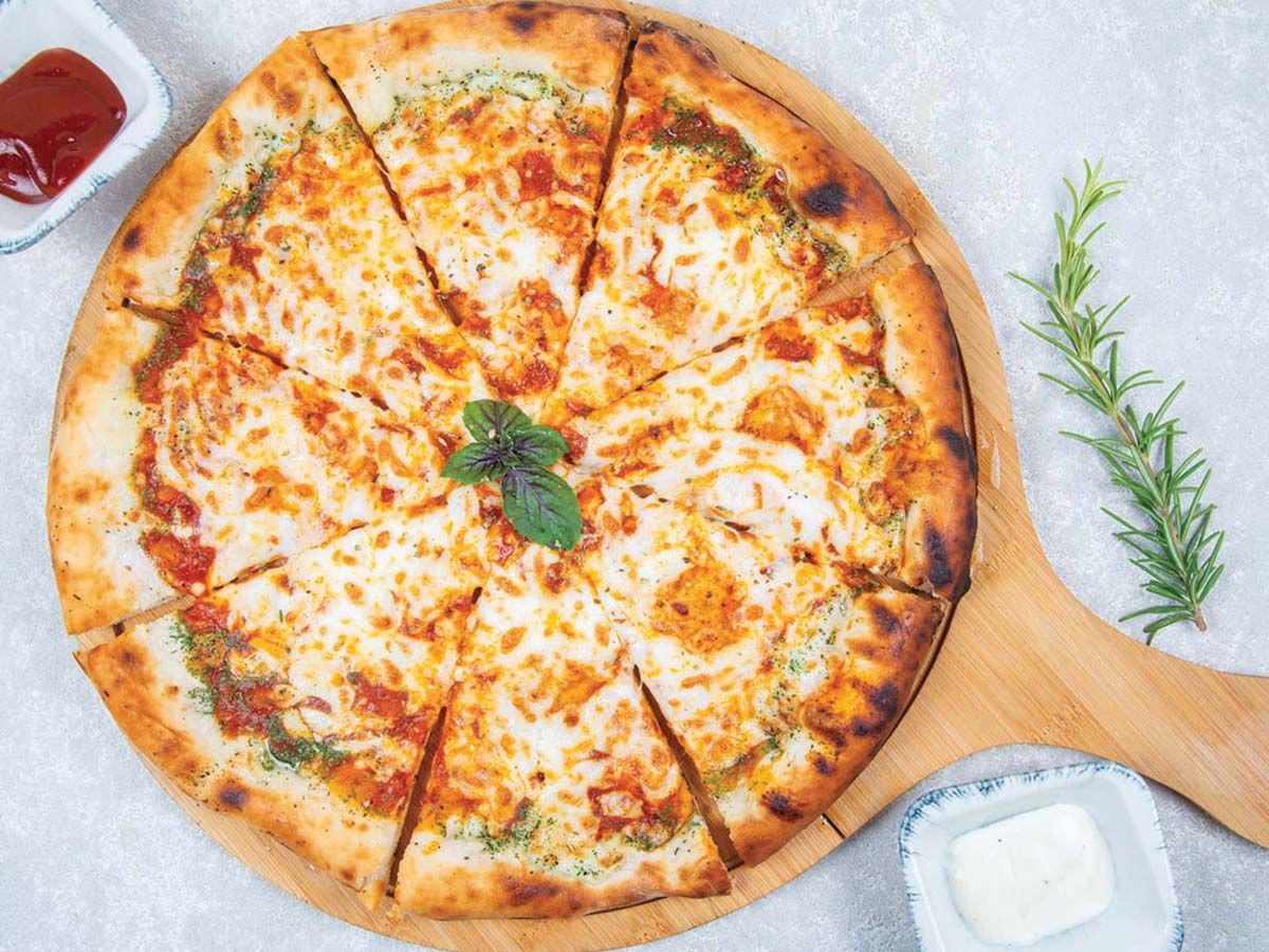 MARGHERITA pizza