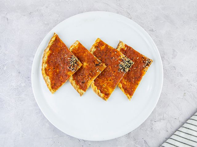 Manakish Muhammara