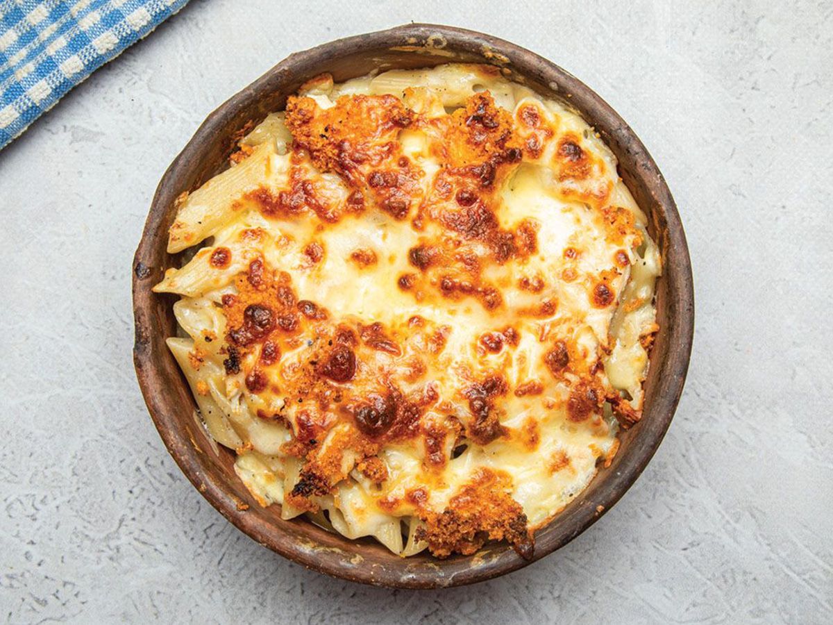 Zinger pasta white sauce