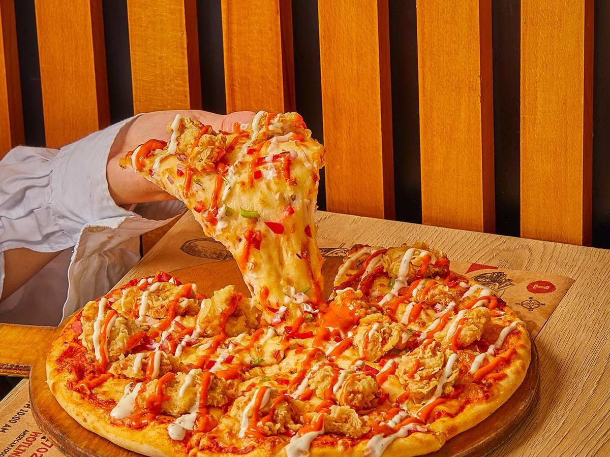 Buffalo Ranch Crispy Chicken Pizza