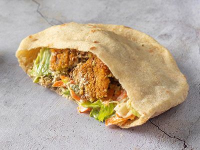Falafel Sandwich - ساندوتش فلافل
