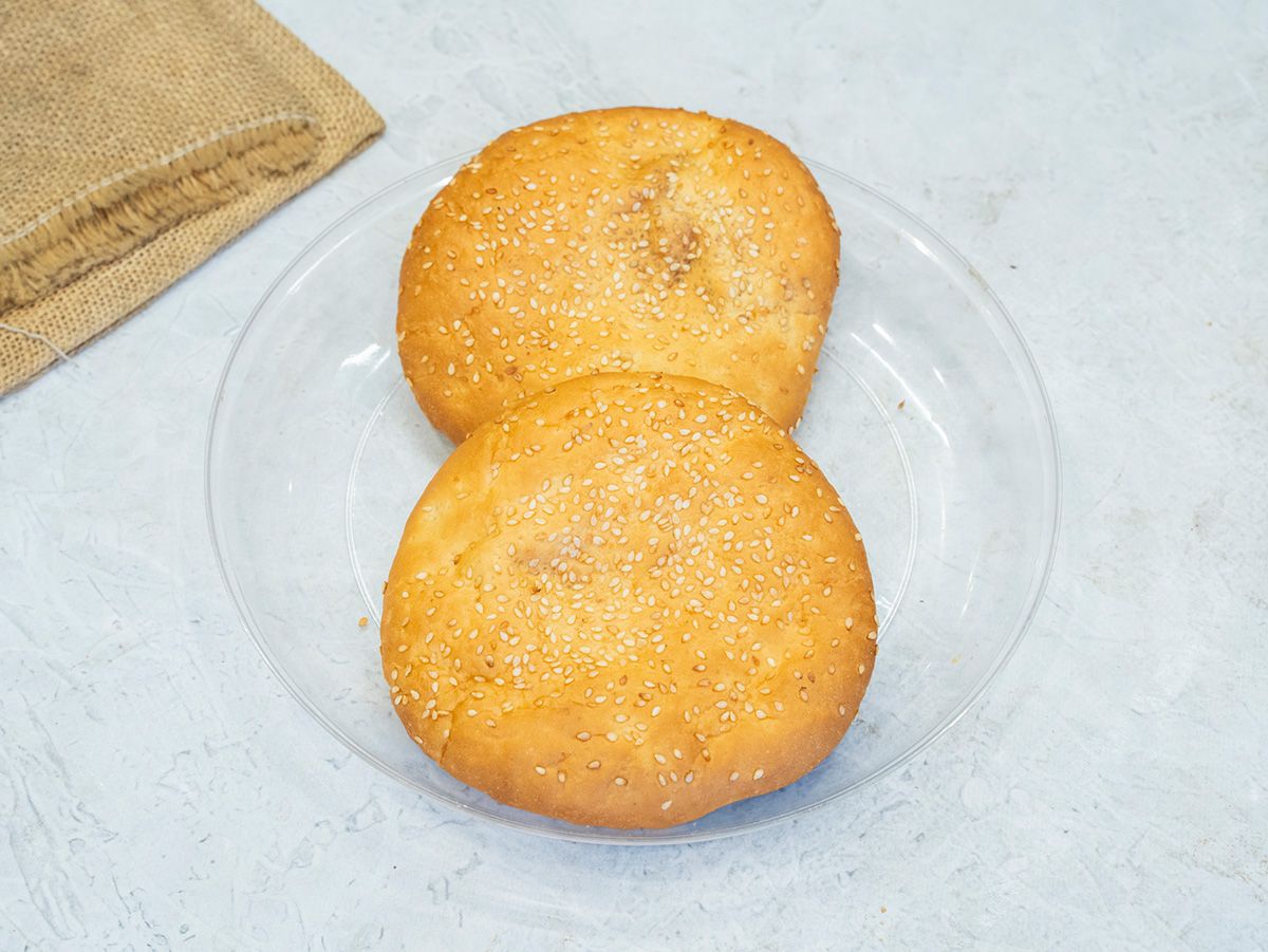 Oras With Sugar And Cinnamon And Nuts