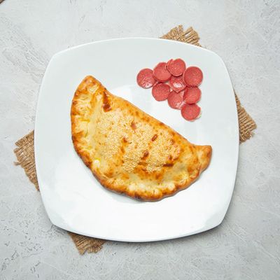 Hot Dog with Kraft Cheese Manoucheh