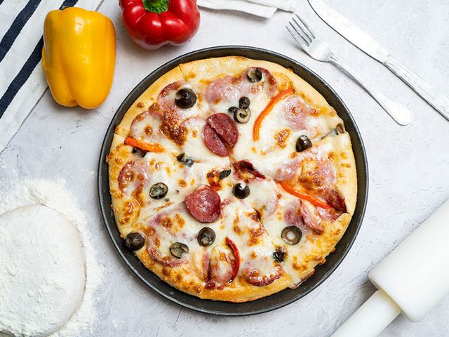 Salami Italian Pizza