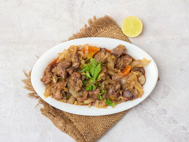 Liver And Gizzard With Onions Platter
