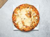 Oriental Mix Meat Pizza