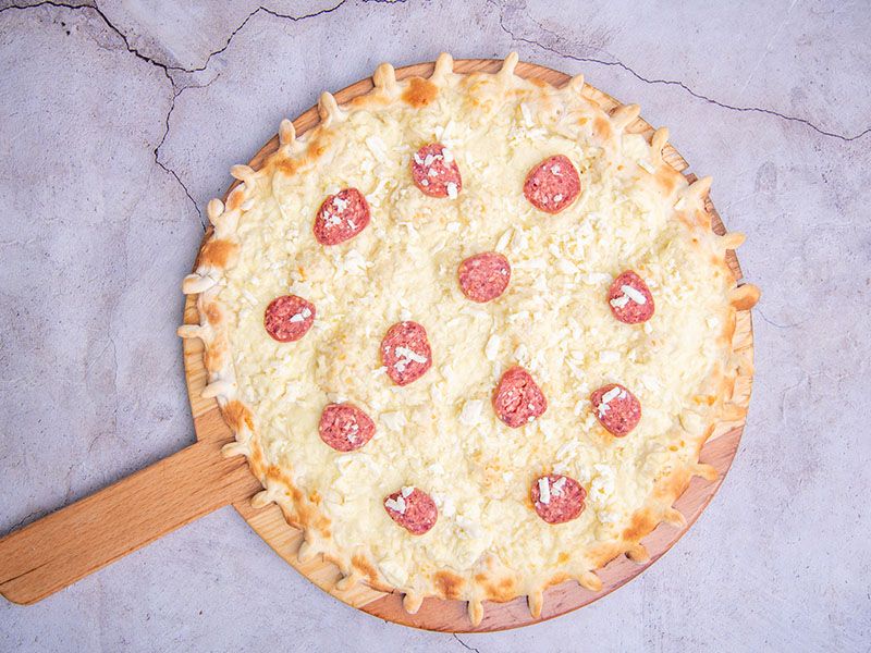 Oriental Sausage With Cheese Manoucheh