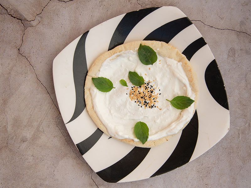 Labneh Manoucheh