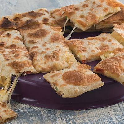 Inner and Outer Filling Mix Cheeses Pie