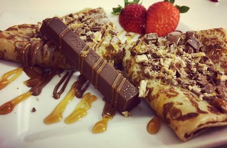 Kitkat Chocolate With Nutella Chocolate Crepe