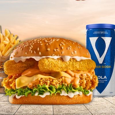 Mozzarella Steak Chicken Combo Box
