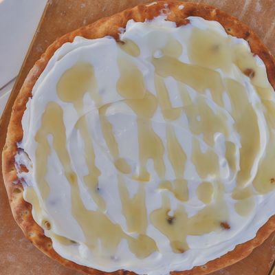 Plain labneh manoushe