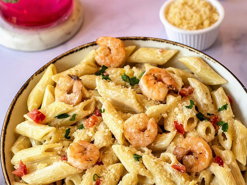 Shrimp Alfredo Pasta Plate