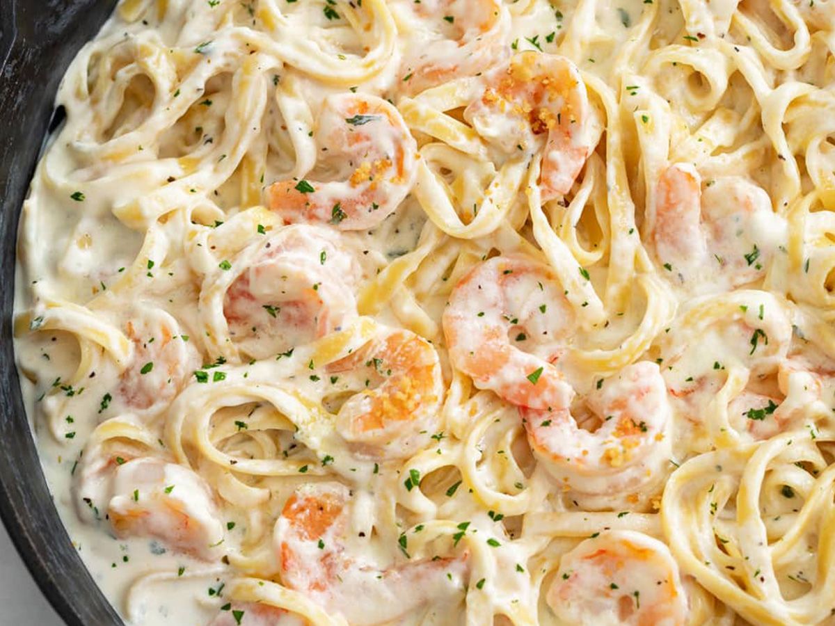 Alfredo W Butterfly Shrimp Pasta