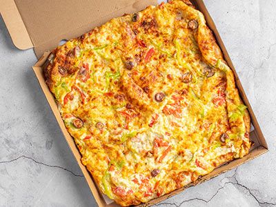 Mix Cheese Oriental Pizza
