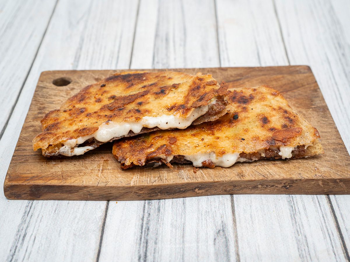 Hawawshi mozzarella