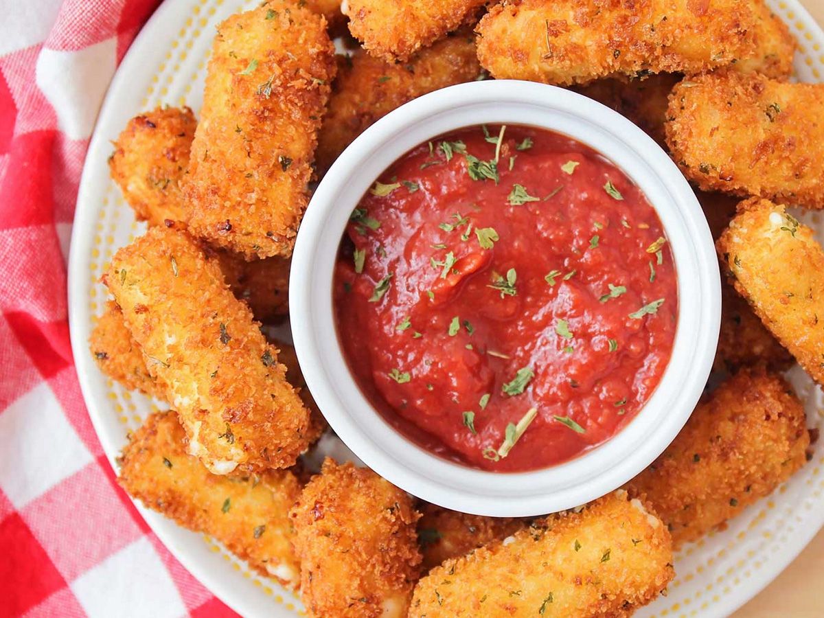 MOZZARELLA STICKS