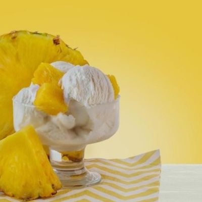 Pineapple pieces with ice box large