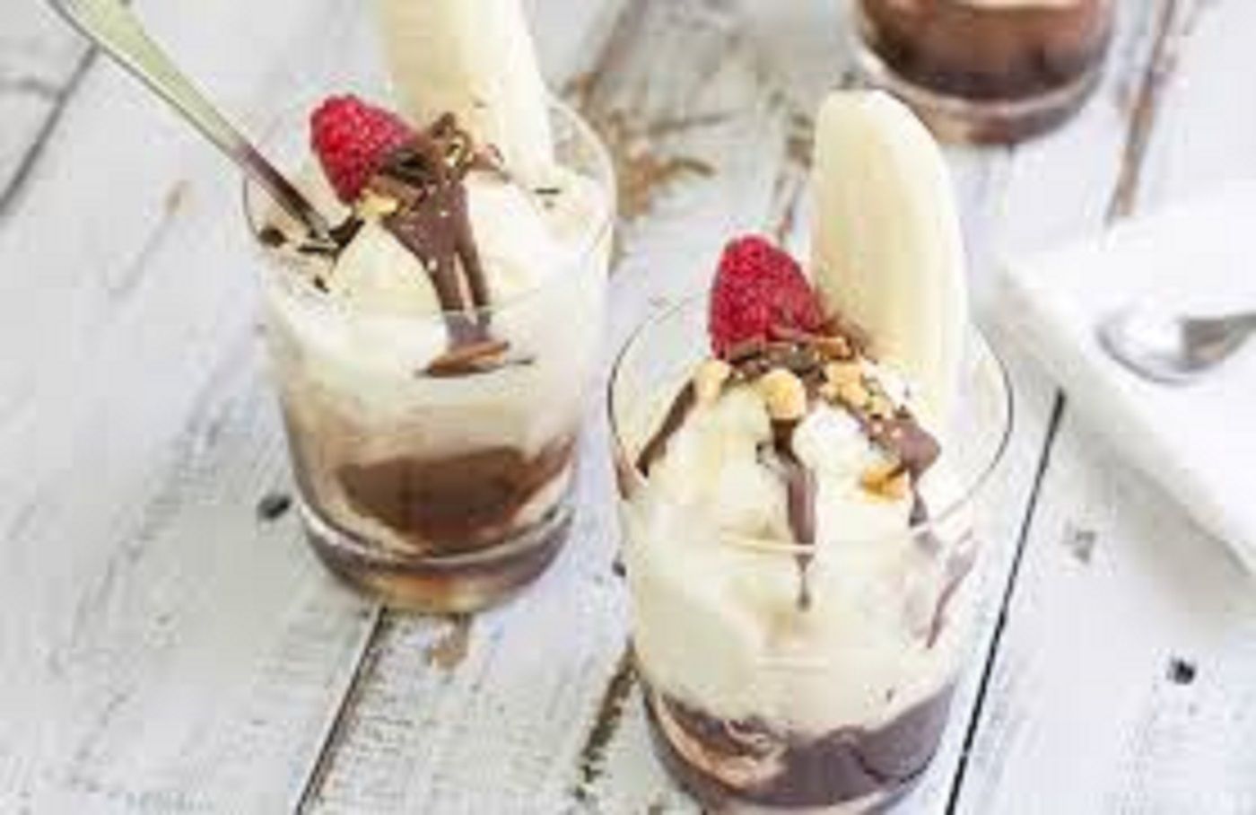 Banana cup Sundae