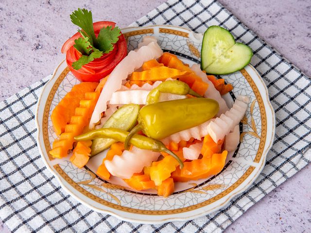 Baladi Pickles Platter
