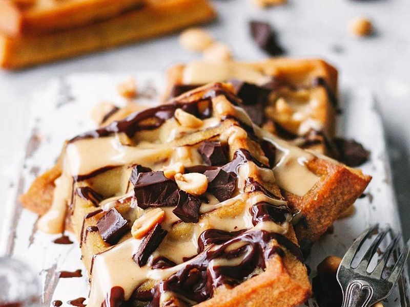 Chocolate With Banana Waffle
