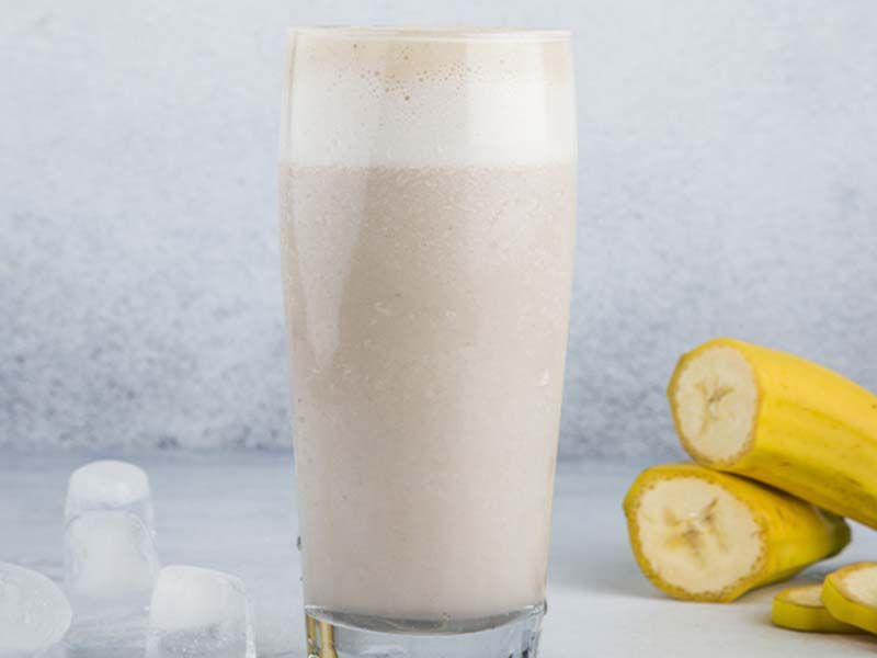 Banana with Milk Juice