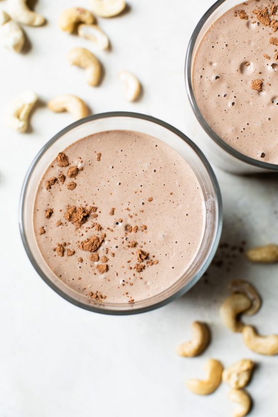 Cashew With Chocolate Juice