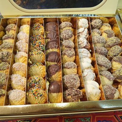 petit four