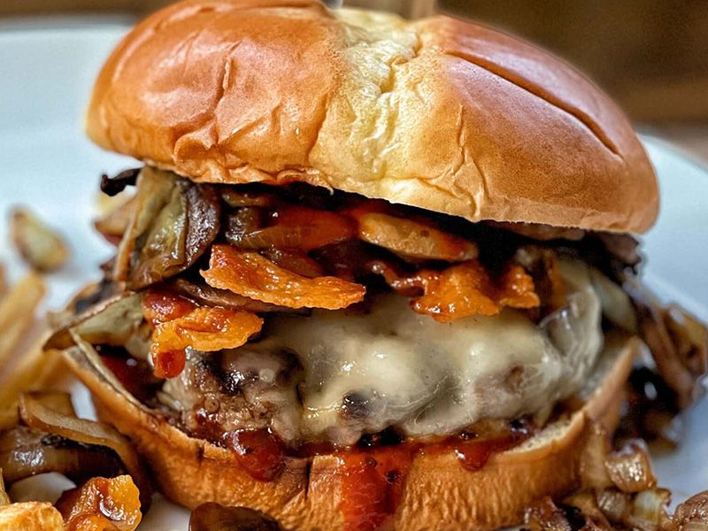 Beef Bacon Mushroom Cheese Burger