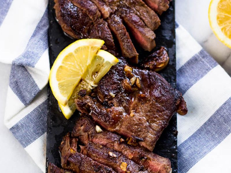 Grilled Beef Fillet Lemon Sauce