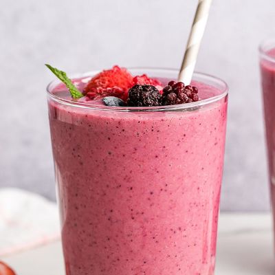 berry Yogurt Milkshake