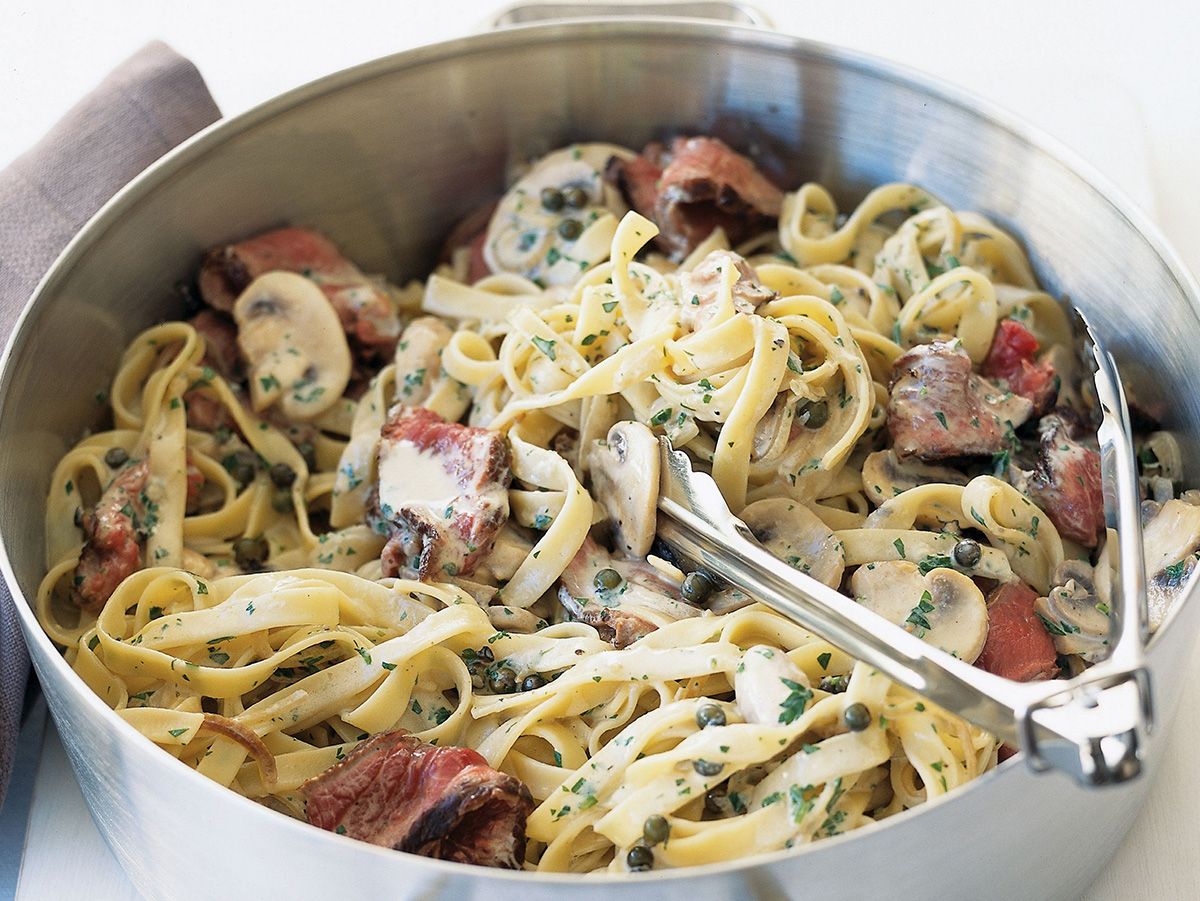 black pepper steak with pasta