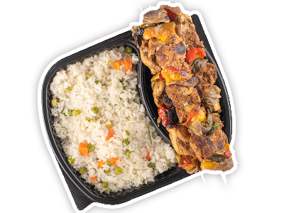 Shish Tawook With Rice With Vegetables Meal